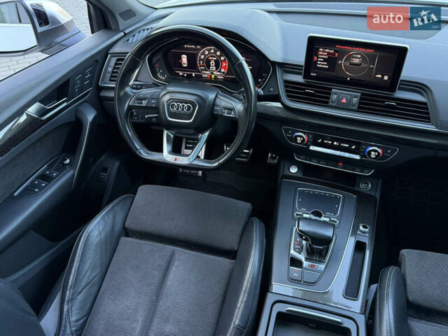 Белый Ауди SQ5, объемом двигателя 3 л и пробегом 170 тыс. км за 25600 $, фото 35 на Automoto.ua