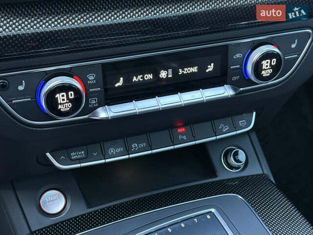 Белый Ауди SQ5, объемом двигателя 3 л и пробегом 170 тыс. км за 25600 $, фото 52 на Automoto.ua