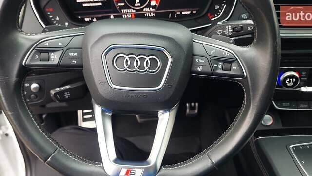 Белый Ауди SQ5, объемом двигателя 3 л и пробегом 135 тыс. км за 39000 $, фото 27 на Automoto.ua