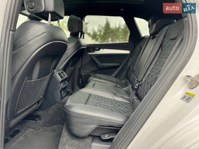 Ауди SQ5 2018 в Киеве на Automoto.ua Белый Ауди SQ5, объемом двигателя 3 л и пробегом 141 тыс. км за 27900 $, фото 38 на Automoto.ua