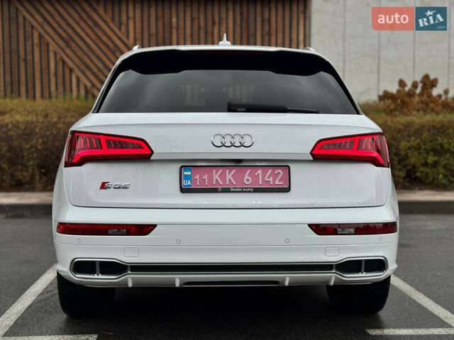 Ауди SQ5 2018 в Киеве на Automoto.ua Белый Ауди SQ5, объемом двигателя 3 л и пробегом 141 тыс. км за 27900 $, фото 23 на Automoto.ua