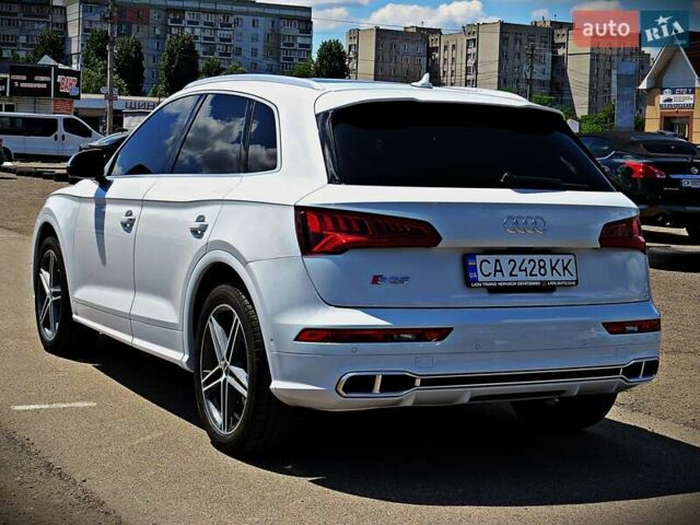 Белый Ауди SQ5, объемом двигателя 3 л и пробегом 44 тыс. км за 42000 $, фото 3 на Automoto.ua