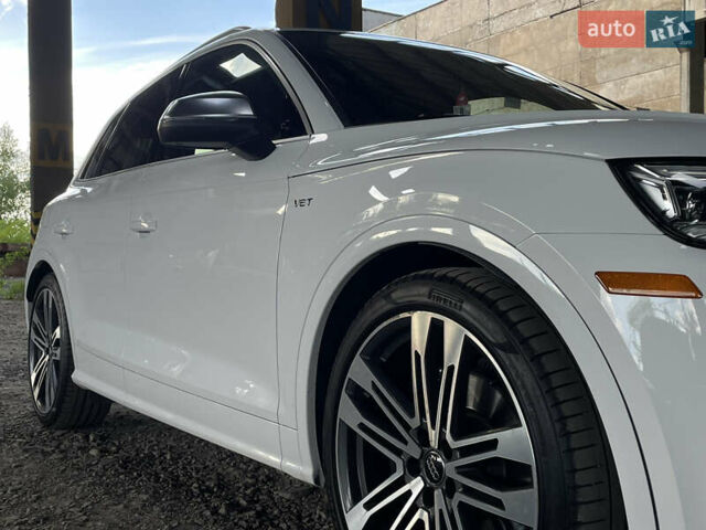 Білий Ауді SQ5, об'ємом двигуна 3 л та пробігом 125 тис. км за 28888 $, фото 27 на Automoto.ua