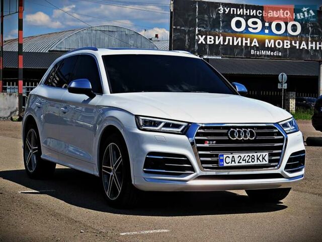 Белый Ауди SQ5, объемом двигателя 3 л и пробегом 44 тыс. км за 42000 $, фото 1 на Automoto.ua