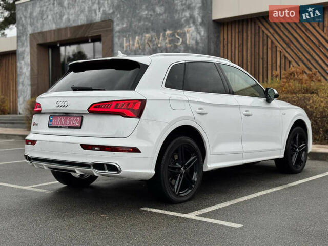 Ауди SQ5 2018 в Киеве на Automoto.ua Белый Ауди SQ5, объемом двигателя 3 л и пробегом 141 тыс. км за 27900 $, фото 27 на Automoto.ua