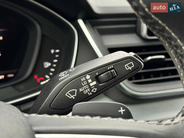 Ауди SQ5 2018 в Киеве на Automoto.ua Белый Ауди SQ5, объемом двигателя 3 л и пробегом 141 тыс. км за 27900 $, фото 67 на Automoto.ua