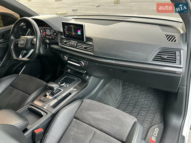 Белый Ауди SQ5, объемом двигателя 3 л и пробегом 163 тыс. км за 27490 $, фото 18 на Automoto.ua