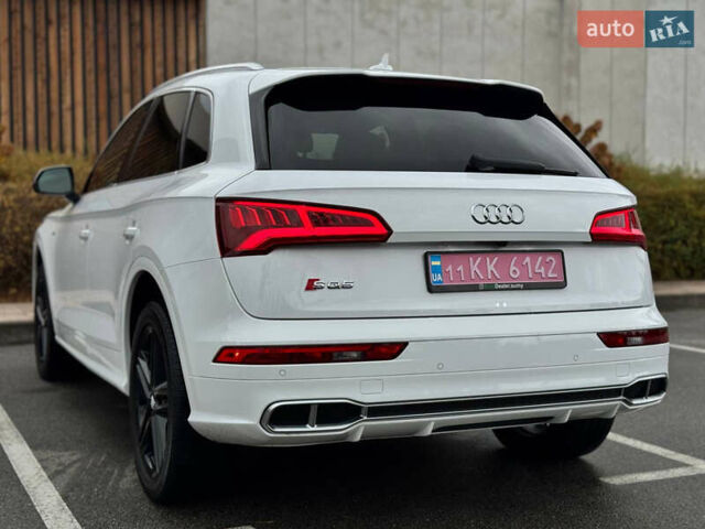 Ауди SQ5 2018 в Киеве на Automoto.ua Белый Ауди SQ5, объемом двигателя 3 л и пробегом 141 тыс. км за 27900 $, фото 20 на Automoto.ua