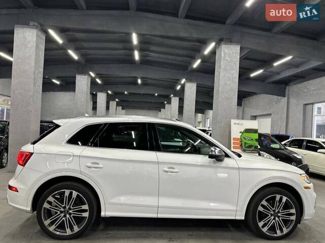 Білий Ауді SQ5, об'ємом двигуна 3 л та пробігом 110 тис. км за 24499 $, фото 7 на Automoto.ua