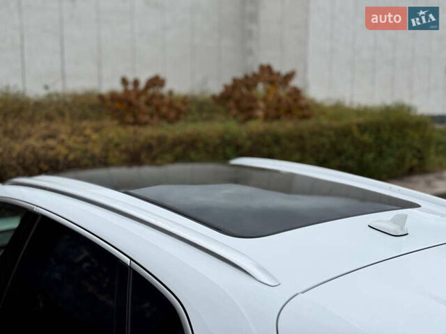 Ауди SQ5 2018 в Киеве на Automoto.ua Белый Ауди SQ5, объемом двигателя 3 л и пробегом 141 тыс. км за 27900 $, фото 31 на Automoto.ua