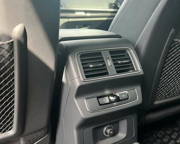 Білий Ауді SQ5, об'ємом двигуна 3 л та пробігом 57 тис. км за 34000 $, фото 18 на Automoto.ua