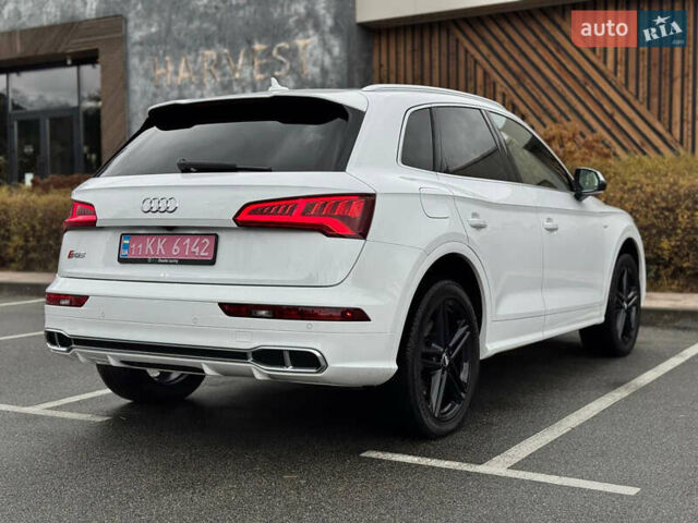 Ауди SQ5 2018 в Киеве на Automoto.ua Белый Ауди SQ5, объемом двигателя 3 л и пробегом 141 тыс. км за 27900 $, фото 26 на Automoto.ua