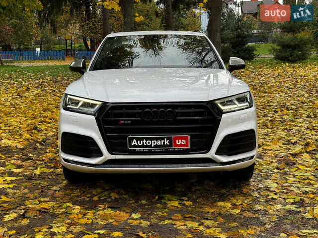 Белый Ауди SQ5, объемом двигателя 3 л и пробегом 125 тыс. км за 31440 $, фото 2 на Automoto.ua