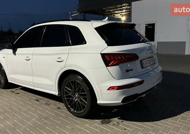 Білий Ауді SQ5, об'ємом двигуна 3 л та пробігом 67 тис. км за 38000 $, фото 6 на Automoto.ua