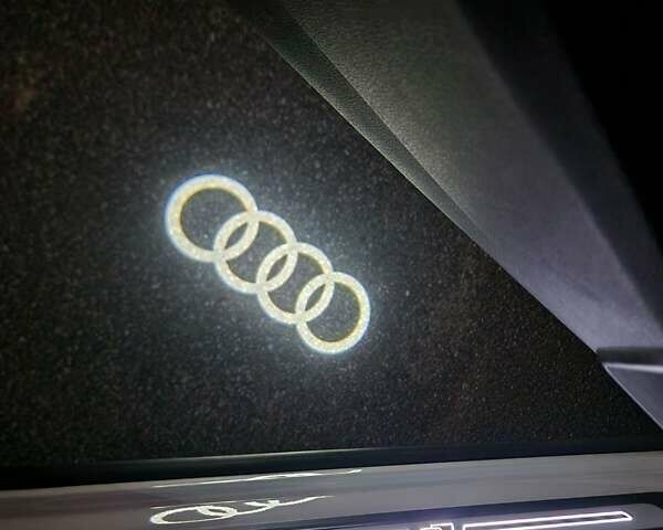 Белый Ауди SQ5, объемом двигателя 3 л и пробегом 135 тыс. км за 38000 $, фото 9 на Automoto.ua