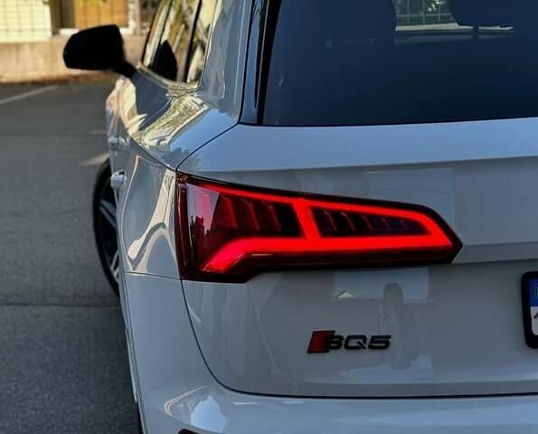 Белый Ауди SQ5, объемом двигателя 3 л и пробегом 135 тыс. км за 38000 $, фото 2 на Automoto.ua