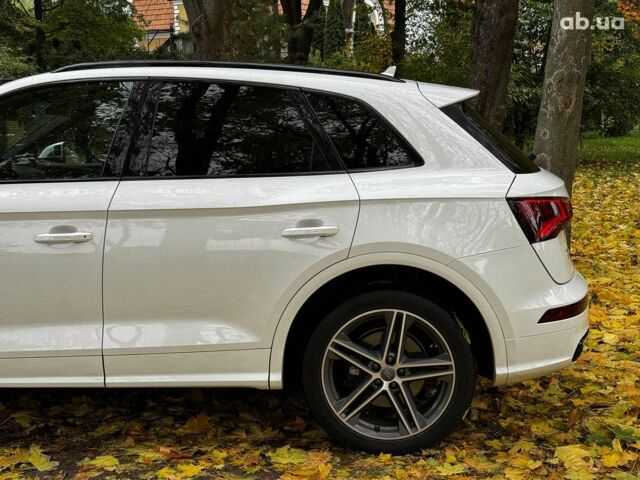 Белый Ауди SQ5, объемом двигателя 3 л и пробегом 125 тыс. км за 31440 $, фото 8 на Automoto.ua