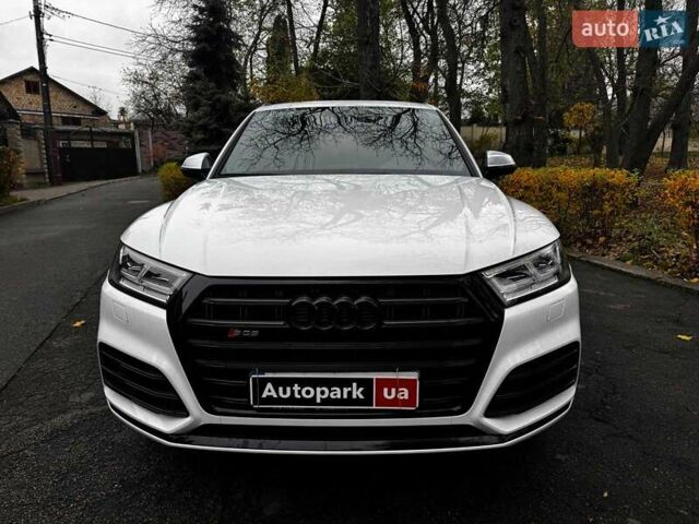 Белый Ауди SQ5, объемом двигателя 3 л и пробегом 125 тыс. км за 39740 $, фото 1 на Automoto.ua