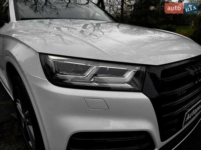 Белый Ауди SQ5, объемом двигателя 3 л и пробегом 125 тыс. км за 39740 $, фото 3 на Automoto.ua