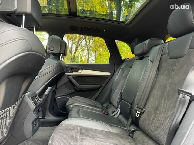 Белый Ауди SQ5, объемом двигателя 3 л и пробегом 125 тыс. км за 31440 $, фото 26 на Automoto.ua