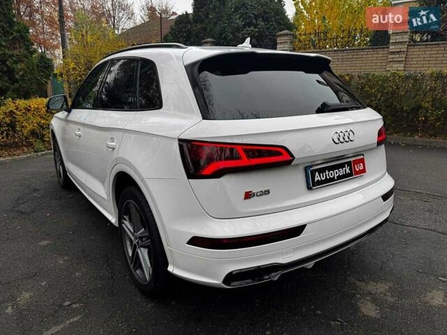 Белый Ауди SQ5, объемом двигателя 3 л и пробегом 125 тыс. км за 39740 $, фото 8 на Automoto.ua
