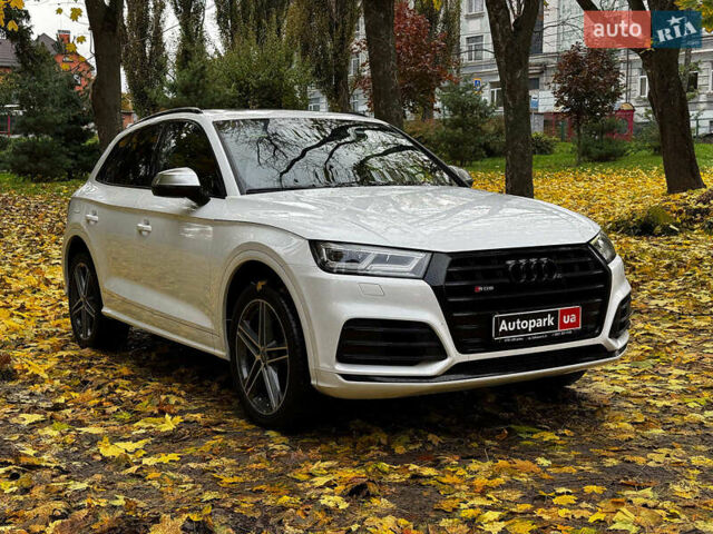 Белый Ауди SQ5, объемом двигателя 3 л и пробегом 125 тыс. км за 31440 $, фото 3 на Automoto.ua