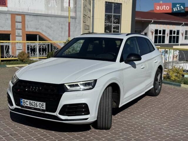 Белый Ауди SQ5, объемом двигателя 3 л и пробегом 71 тыс. км за 38500 $, фото 1 на Automoto.ua