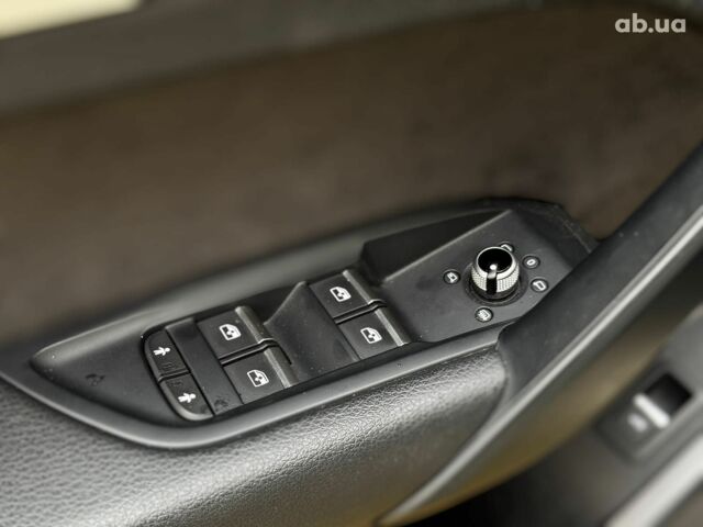 Белый Ауди SQ5, объемом двигателя 3 л и пробегом 125 тыс. км за 31440 $, фото 16 на Automoto.ua