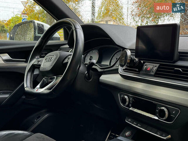 Белый Ауди SQ5, объемом двигателя 3 л и пробегом 125 тыс. км за 31440 $, фото 35 на Automoto.ua