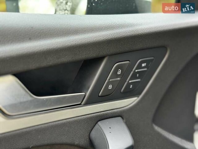 Белый Ауди SQ5, объемом двигателя 3 л и пробегом 125 тыс. км за 31440 $, фото 17 на Automoto.ua