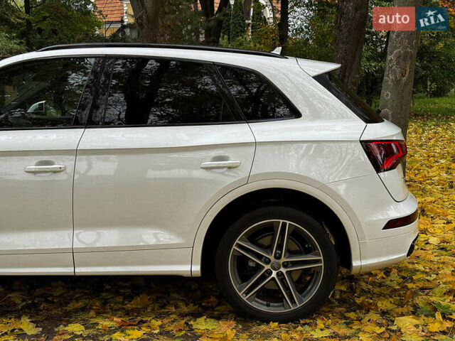 Белый Ауди SQ5, объемом двигателя 3 л и пробегом 125 тыс. км за 31440 $, фото 8 на Automoto.ua