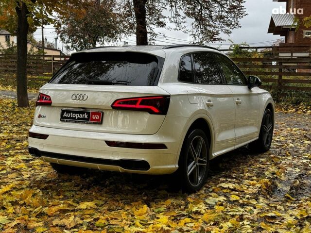 Белый Ауди SQ5, объемом двигателя 3 л и пробегом 125 тыс. км за 31440 $, фото 5 на Automoto.ua