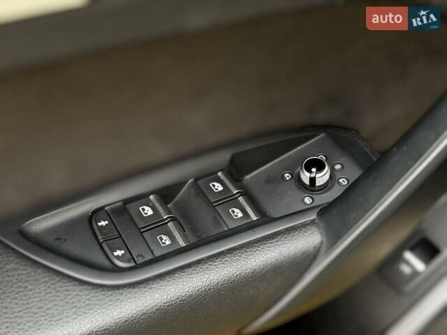 Белый Ауди SQ5, объемом двигателя 3 л и пробегом 125 тыс. км за 31440 $, фото 16 на Automoto.ua