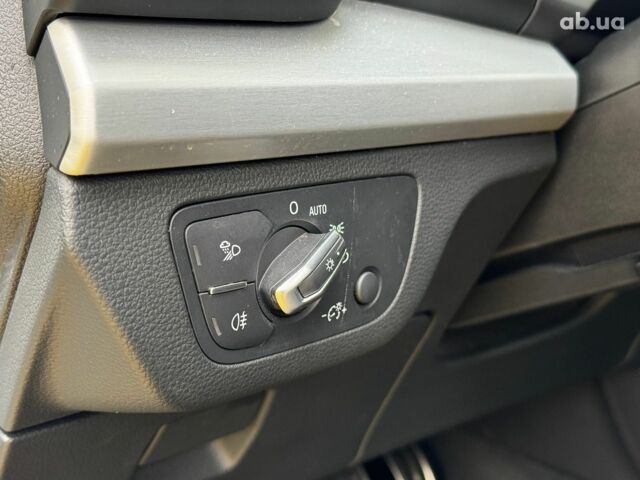 Белый Ауди SQ5, объемом двигателя 3 л и пробегом 125 тыс. км за 31440 $, фото 21 на Automoto.ua