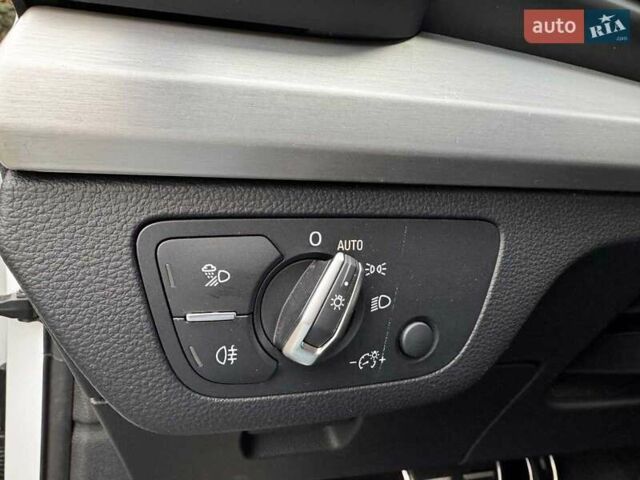 Белый Ауди SQ5, объемом двигателя 3 л и пробегом 125 тыс. км за 39740 $, фото 18 на Automoto.ua