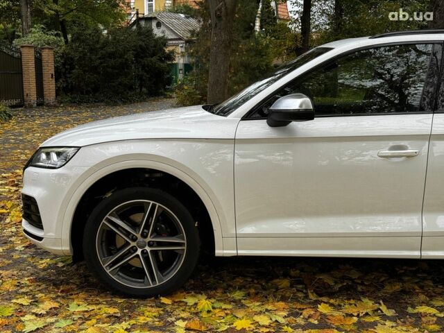 Белый Ауди SQ5, объемом двигателя 3 л и пробегом 125 тыс. км за 31440 $, фото 9 на Automoto.ua