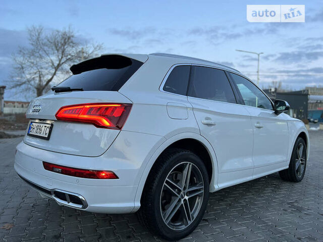 Білий Ауді SQ5, об'ємом двигуна 3 л та пробігом 35 тис. км за 46999 $, фото 3 на Automoto.ua