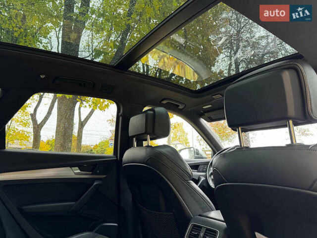 Белый Ауди SQ5, объемом двигателя 3 л и пробегом 125 тыс. км за 31440 $, фото 32 на Automoto.ua