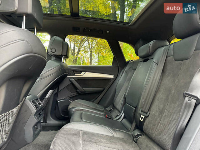 Белый Ауди SQ5, объемом двигателя 3 л и пробегом 125 тыс. км за 31440 $, фото 26 на Automoto.ua