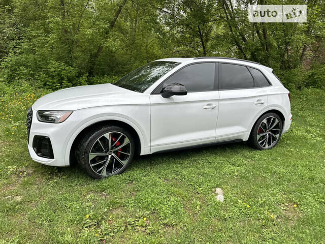 Білий Ауді SQ5, об'ємом двигуна 3 л та пробігом 25 тис. км за 57900 $, фото 14 на Automoto.ua