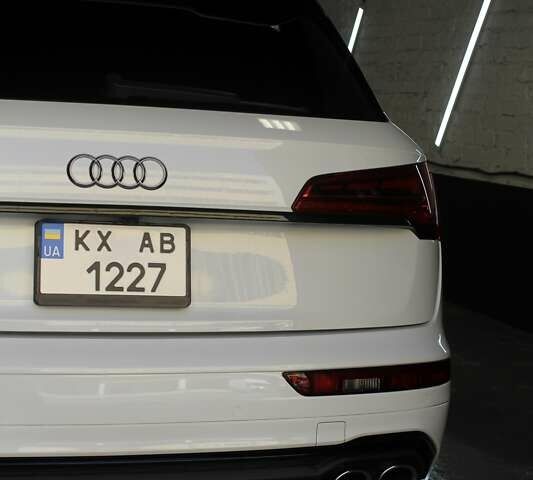 Білий Ауді SQ5, об'ємом двигуна 3 л та пробігом 73 тис. км за 49500 $, фото 6 на Automoto.ua