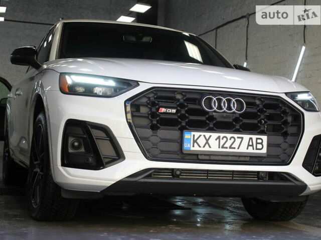 Білий Ауді SQ5, об'ємом двигуна 3 л та пробігом 73 тис. км за 49500 $, фото 2 на Automoto.ua