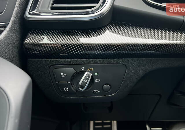 Белый Ауди SQ5, объемом двигателя 3 л и пробегом 60 тыс. км за 39900 $, фото 17 на Automoto.ua