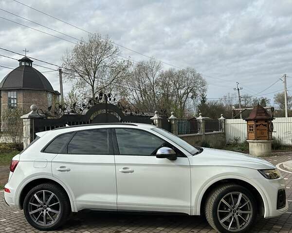 Белый Ауди SQ5, объемом двигателя 3 л и пробегом 62 тыс. км за 39000 $, фото 2 на Automoto.ua