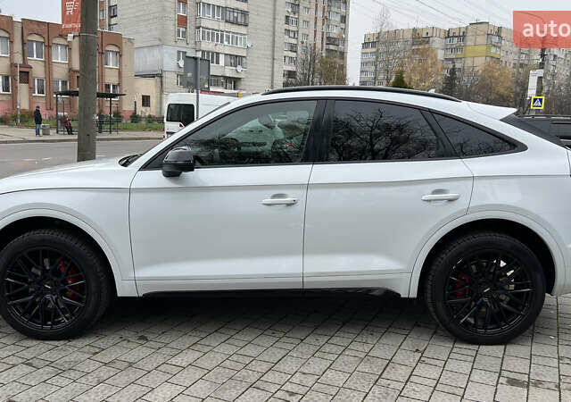 Белый Ауди SQ5, объемом двигателя 3 л и пробегом 60 тыс. км за 39900 $, фото 3 на Automoto.ua