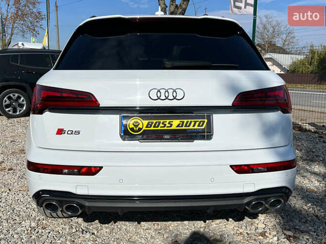 Ауди SQ5 2021 в Коломые на Automoto.ua Белый Ауди SQ5, объемом двигателя 3 л и пробегом 62 тыс. км за 42000 $, фото 4 на Automoto.ua