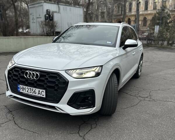 Білий Ауді SQ5, об'ємом двигуна 2.99 л та пробігом 20 тис. км за 42500 $, фото 1 на Automoto.ua