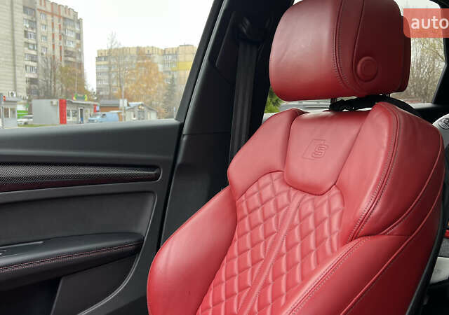 Белый Ауди SQ5, объемом двигателя 3 л и пробегом 60 тыс. км за 39900 $, фото 25 на Automoto.ua