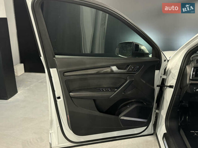 Білий Ауді SQ5, об'ємом двигуна 2.99 л та пробігом 28 тис. км за 44900 $, фото 30 на Automoto.ua
