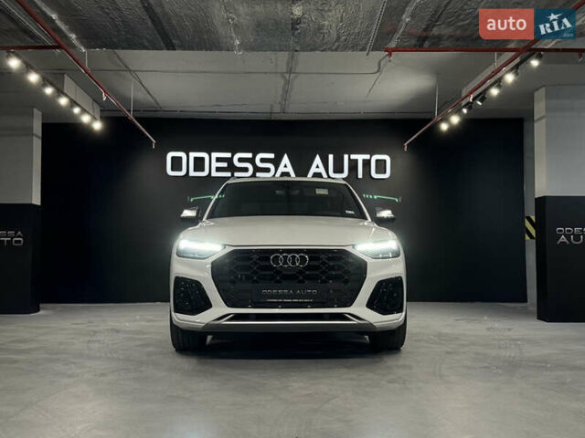 Білий Ауді SQ5, об'ємом двигуна 2.99 л та пробігом 28 тис. км за 44900 $, фото 1 на Automoto.ua